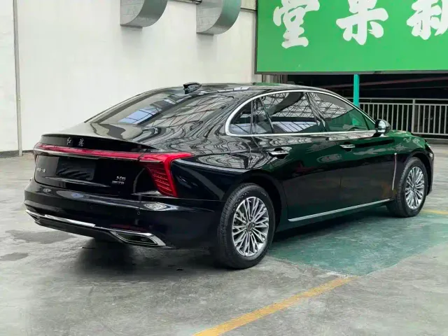 Hongqi H5 — Фото автомобиля 7