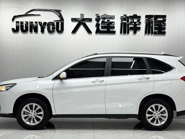 Haval M6 — Фото автомобиля 7