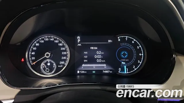 Genesis GV70 2.5T Бензин AWD — Фото автомобиля 8