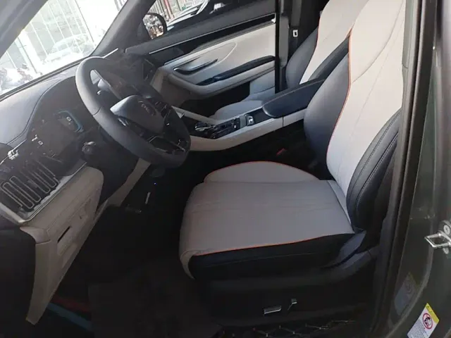 BYD Song PLUS — Фото автомобиля 14