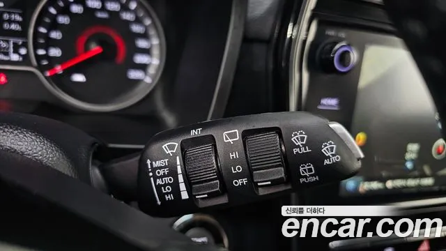 KG_Mobility_Ssangyong TIBOLI Very New Tivoli Бензин 1.5 2WD — Фото автомобиля 27