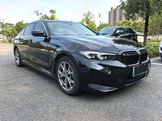 BMW i3 — Фото автомобиля 2
