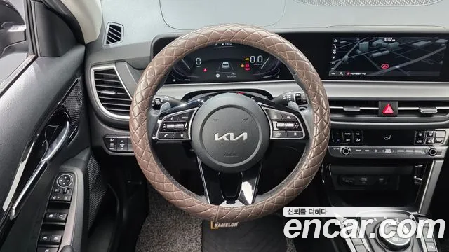 Kia Seltos New — Фото автомобиля 19