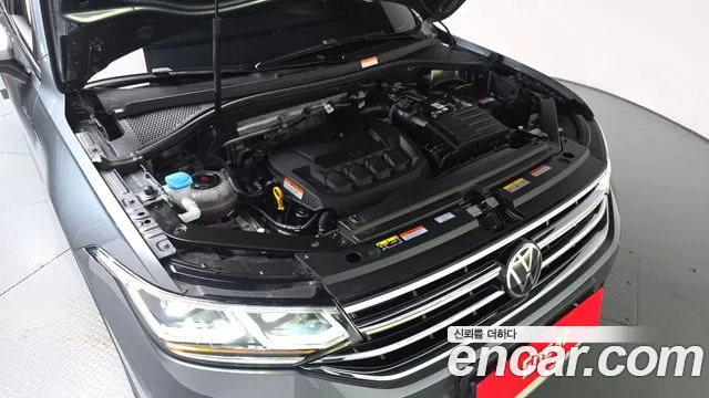 Volkswagen Tiguan — Фото автомобиля 9