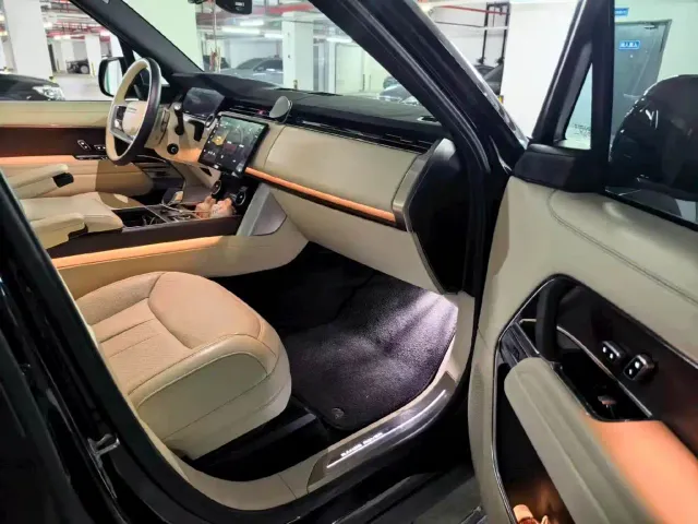 Land Rover Range Rover — Фото автомобиля 3