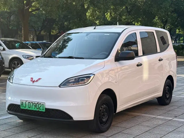 Фотография автомобиля — Wuling Hongguang