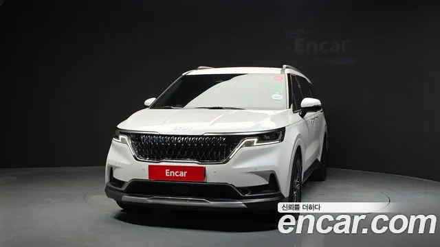 Kia Carnival — Фото автомобиля 3