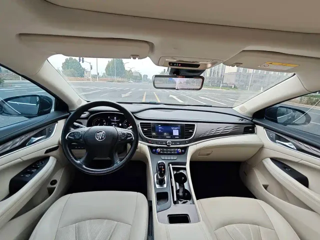 Buick LaCrosse — Фото автомобиля 4