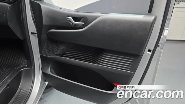 Hyundai Staria — Фото автомобиля 14