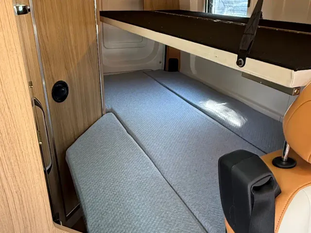 SAIC Maxus SAIC Maxus MAXUS V90 RV 2023 Traveller V90 Classic — Фото автомобиля 19