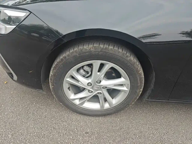 Buick Regal — Фото автомобиля 22