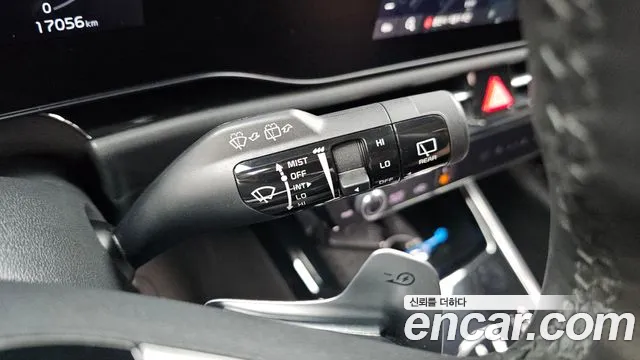 Kia Niro — Фото автомобиля 25