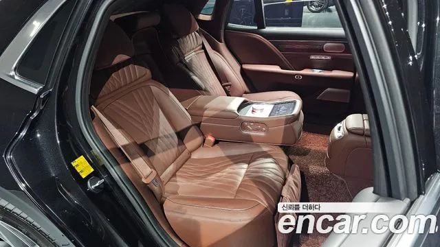 Genesis G90 RS4 — Фото автомобиля 17