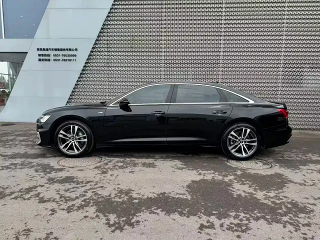 Audi A6L — Фото автомобиля 3