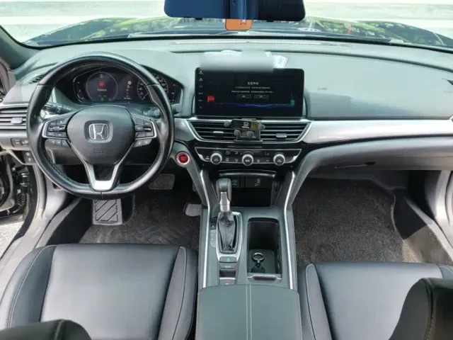 Honda Inspire — Фото автомобиля 9
