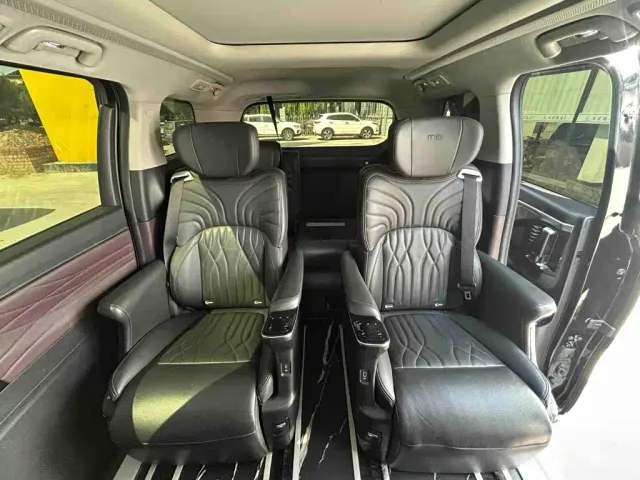 GAC Trumpchi M8 — Фото автомобиля 16
