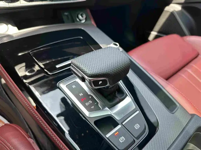 Audi Q5L — Фото автомобиля 14