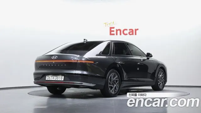 Hyundai Grandeur Grandeur (GN7) — Фото автомобиля 2