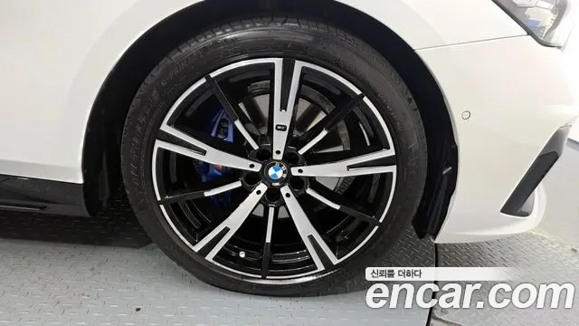 BMW 5-Series 5 серия (G60) 530i xDrive M Sport — Фото автомобиля 19