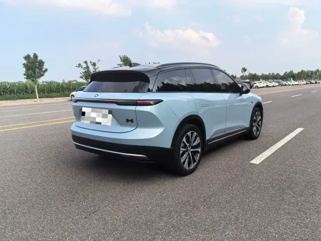 Nio ES6 — Фото автомобиля 4