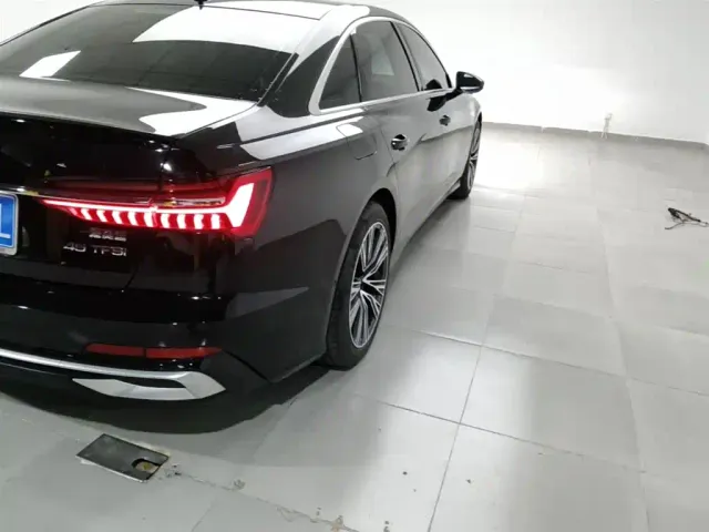 Audi A6L — Фото автомобиля 23