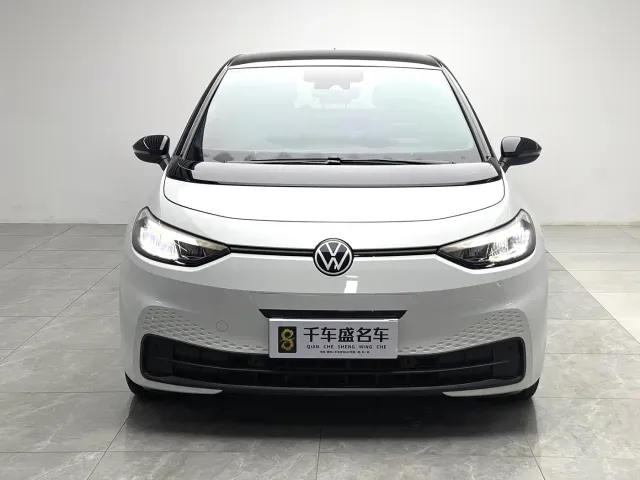 Volkswagen ID.3 — Фото автомобиля 2