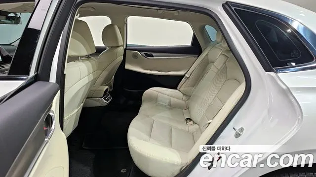 Hyundai Grandeur Новый Grandeur IG — Фото автомобиля 11