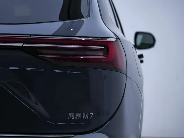 Aito M7 — Фото автомобиля 18