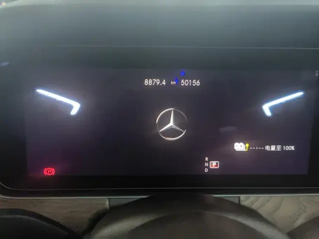 Mercedes-Benz E-Class — Фото автомобиля 13