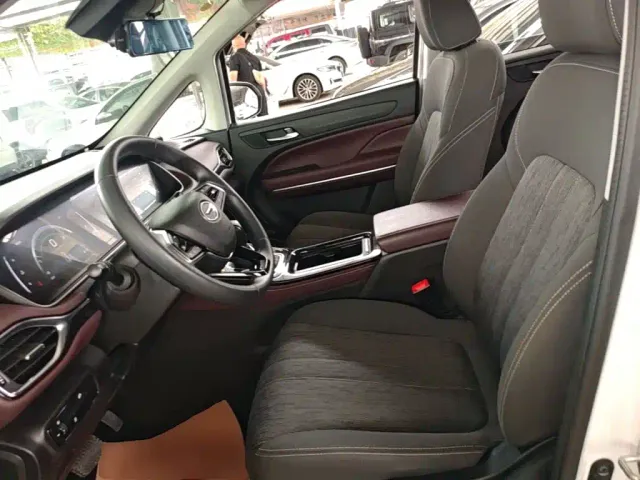 GAC Trumpchi M6 — Фото автомобиля 14