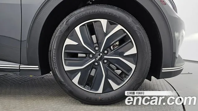 Kia EV6 — Фото автомобиля 5