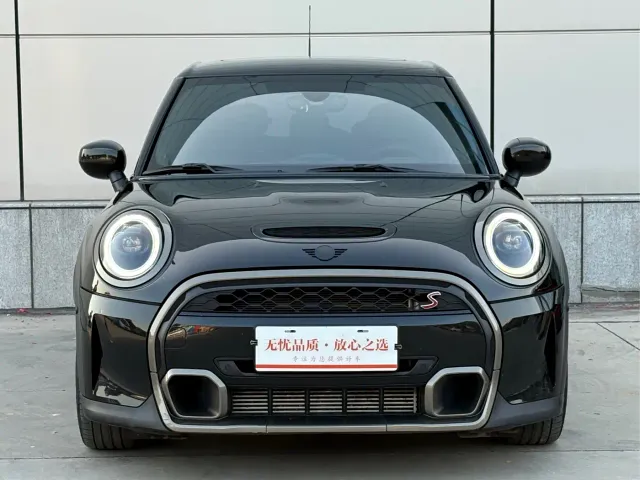 MINI Hatch — Фото автомобиля 2