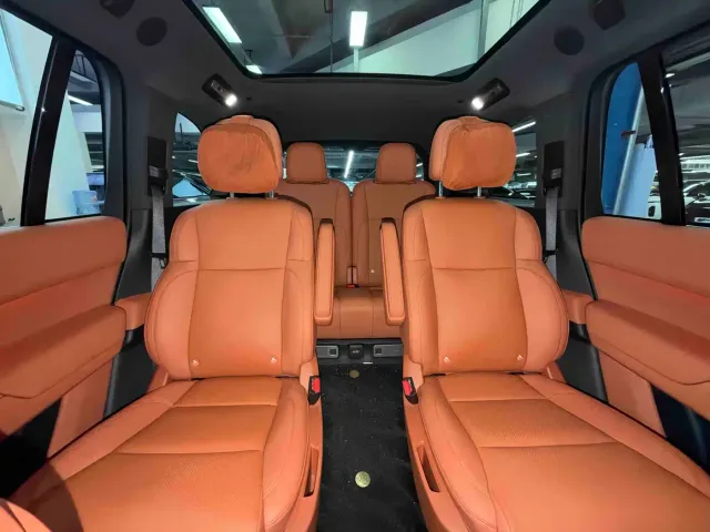 Li Auto L9 — Фото автомобиля 20