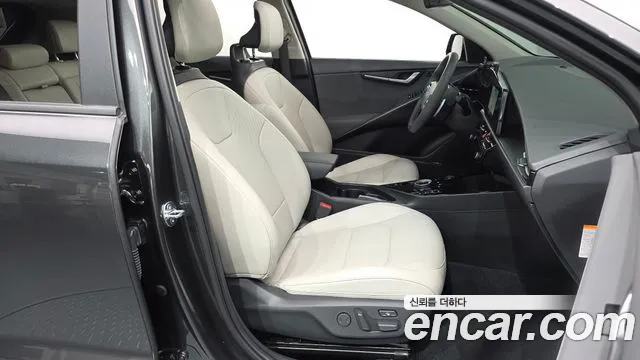 Kia Niro The All New — Фото автомобиля 17
