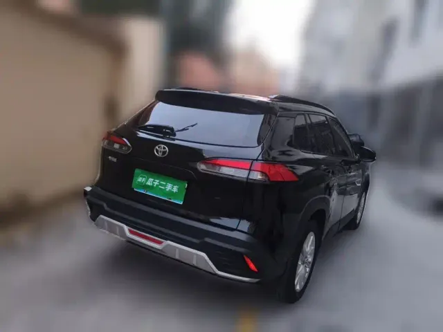 Toyota Corolla Cross — Фото автомобиля 6