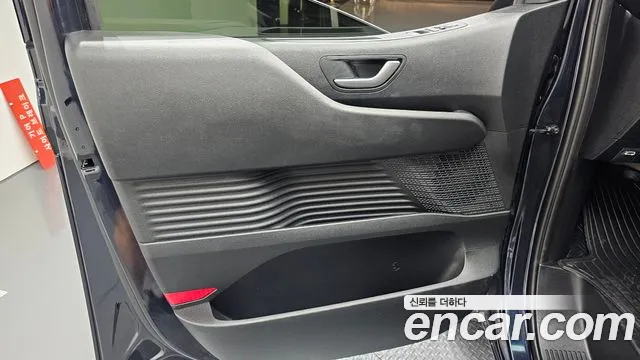 Hyundai Staria Staria Карго 5 мест — Фото автомобиля 22