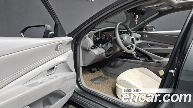 Hyundai Avante CN7 — Фото автомобиля 15