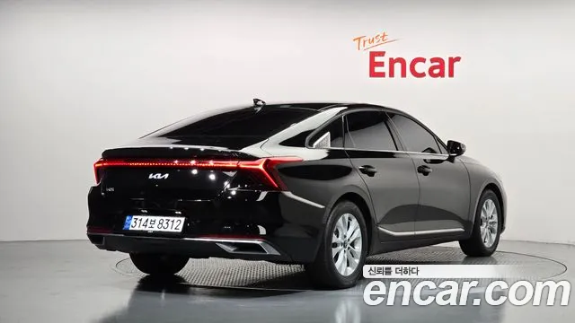 Kia K8 — Фото автомобиля 2