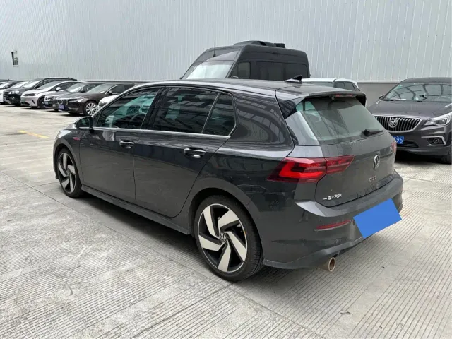 Volkswagen Golf GTI — Фото автомобиля 4
