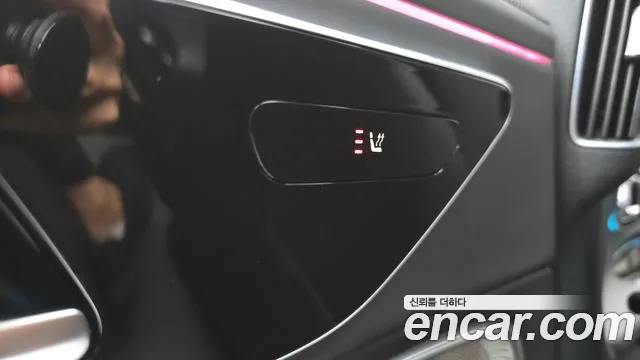 Mercedes-Benz E-Class — Фото автомобиля 27
