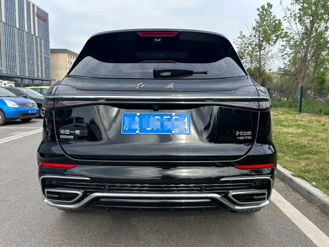 Hongqi HS5 — Фото автомобиля 14