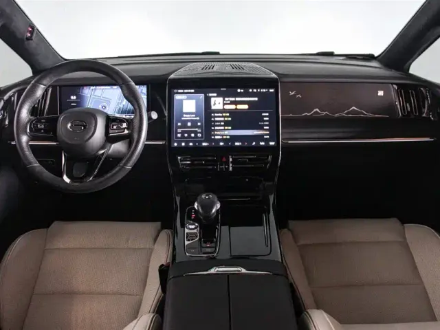 GAC Trumpchi M8 — Фото автомобиля 9