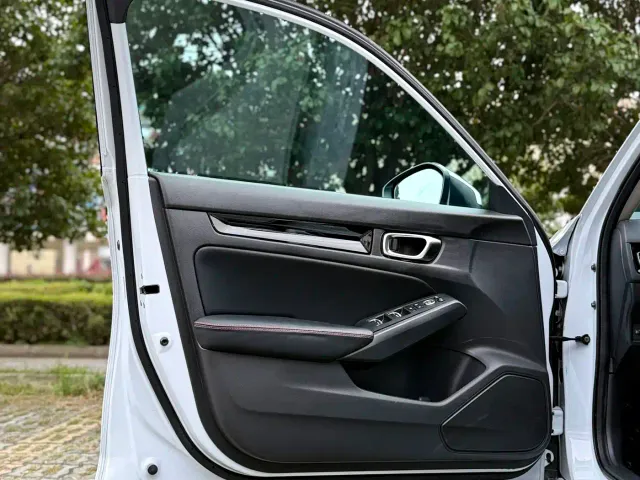 Honda Civic — Фото автомобиля 7