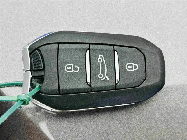Citroen C5 X — Фото автомобиля 14