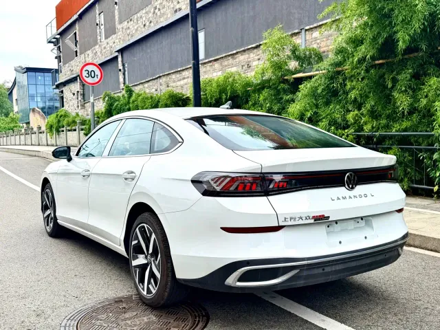 Volkswagen Lamando — Фото автомобиля 6