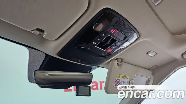Kia Carnival 4th Gen — Фото автомобиля 25