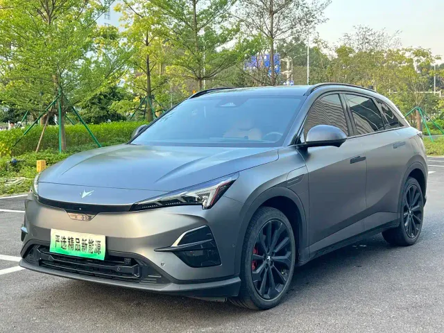 Фотография автомобиля — Arcfox Alpha T5