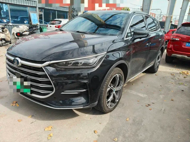 Фотография автомобиля — BYD Tang