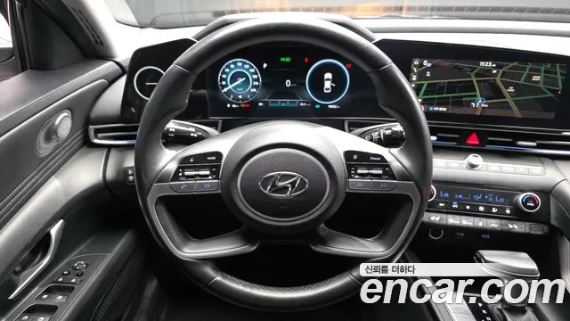 Hyundai AVANTE Avante (CN7) — Фото автомобиля 13