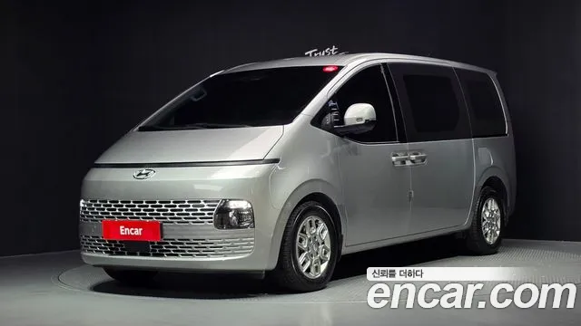 Фотография автомобиля — Hyundai Staria